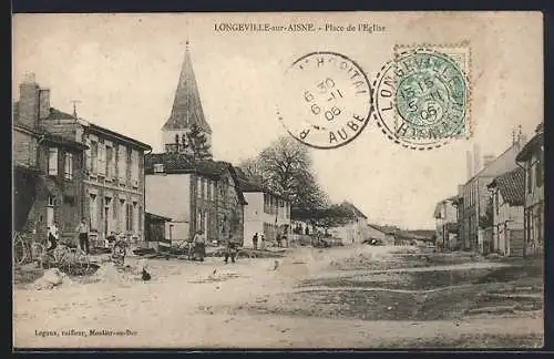 AK Longeville-sur-Aisne, Place de l`Église avec scène de village et église en arrière-plan