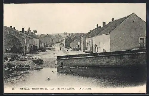 AK Humes /Haute-Marne, La Rue de l`Église
