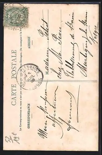 AK Dampierre, L`Église de Dampierre avec des personnes devant