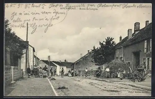 AK Rolampont, Route de Langres avec villageois et charrettes