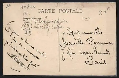 AK Dampierre, Rue du Petit-Bas avec vue sur les collines en arrière-plan