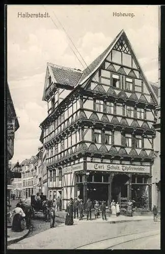 AK Halberstadt, Vom Hoheweg Blick auf ein Fachwerkhaus