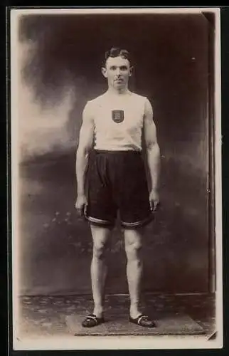 AK Leichtathlet in Sportkleidung