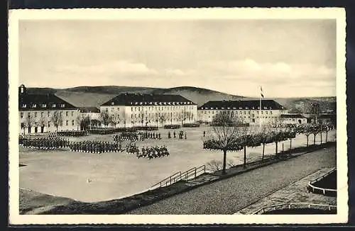 AK Saarburg, Kasernenhof aus der Vogelschau