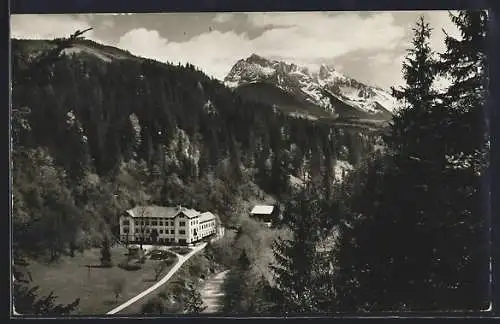 AK Abtenau-Bad, Kurhaus mit Bischofsmütze und Donnerkogel