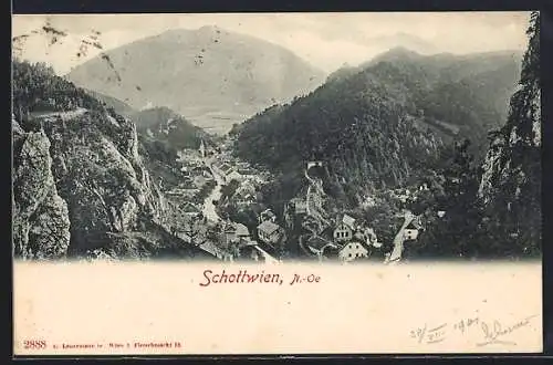 AK Schottwien /N.-Oe., Teilansicht mit Bergen