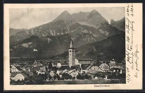 AK Saalfelden, Totalansicht mit Bergspitzen