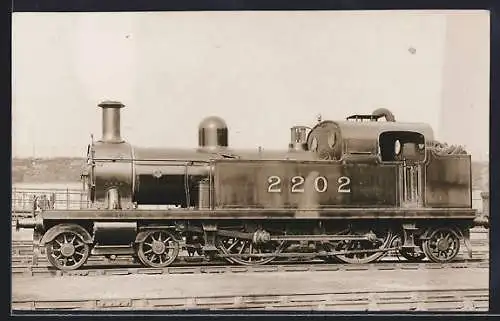 Foto-AK Dampflokomotive No. 2202, englische Eisenbahn