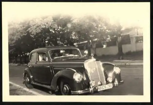 Fotografie Auto Mercedes Benz 220 W187, Luxuslimousine mit Kennzeichen Berlin