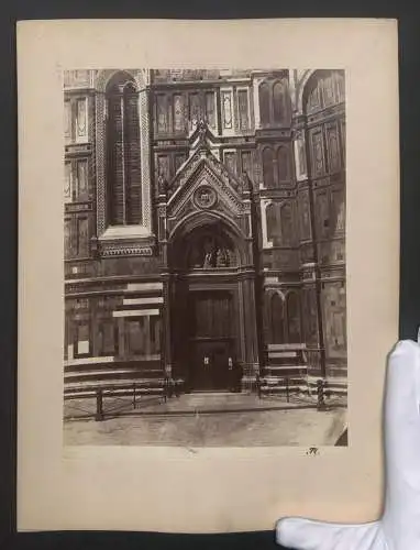 Fotografie unbekannter Fotograf, Ansicht Florenz, Haupteingang der Kathedrale