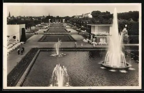 AK Essen, Grugapark, Farbenterrassen mit Leuchtfontäne, Ausstellung