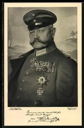 AK Paul von Hindenburg mit Schirmkappe