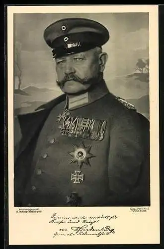 AK Paul von Hindenburg mit Schirmkappe