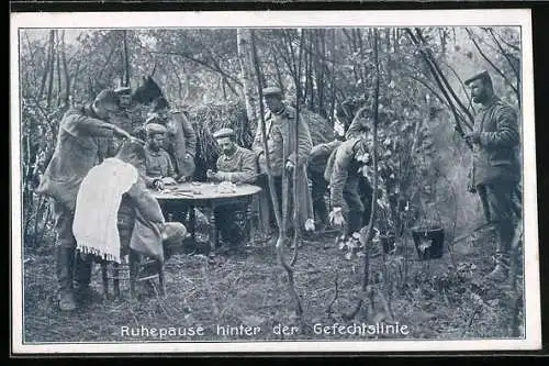 AK Ruhepause hinter der Gefechtslinie, Deutsche Soldaten im Waldlager