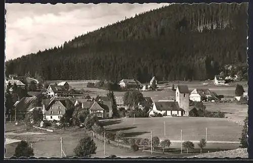AK Saig /Hochschwarzwald, Ortsansicht, Kirche, Schwarzwaldlandschaft