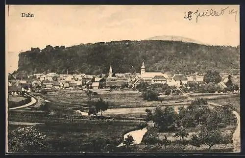 AK Dahn, Ortsansicht mit Kirche und Burgruine
