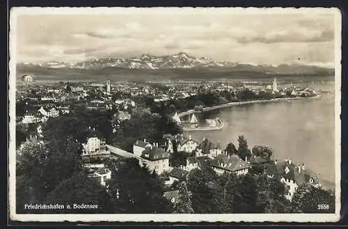 AK Friedrichshafen a. Bodensee, Stadtansicht mit Alpenpanorama