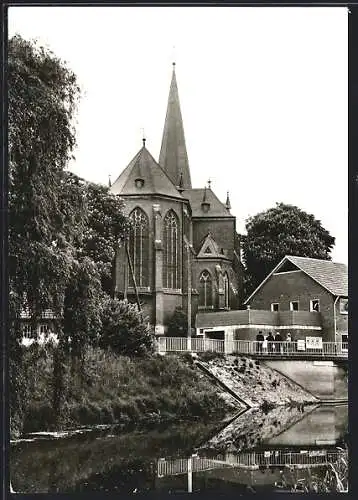AK Westbevern-Vadrup, Uferpartie mit Kirche