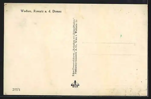 AK Rossatz a. d. Donau, Denkmal im Ort