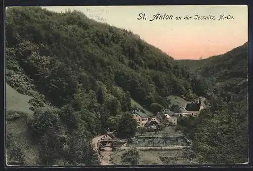 AK St. Anton an der Jessnitz, Blick auf den Ort im Tal