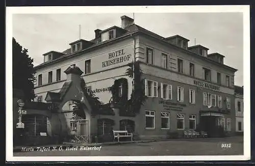 AK Maria Taferl /N. Ö., Hotel Kaiserhof mit Strassenpartie