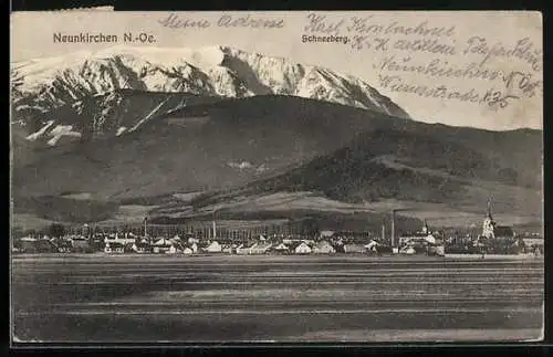 AK Neunkirchen /N.-Oe., Ortsansicht mit Schneeberg