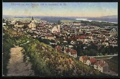AK Krems an der Donau, Panorama vom Berghang aus