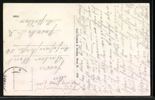 AK Hollenstein /N. Ö., Teilansicht mit Kirche und Strassenpartie