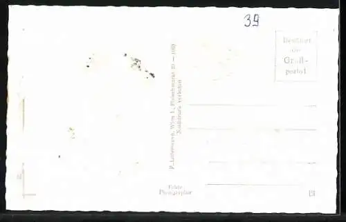 AK Maria Lanzendorf /N. Oe., Strassenpartie mit Kirche