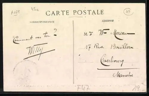 AK Frégimont près Port-Ste-Marie, Entrée du Village avec chars d`expédition des chasselas de M- Rousset