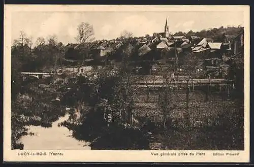 AK Lucy-le-Bois /Yonne, Vue générale prise du Pont
