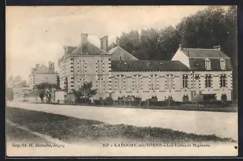 AK Laroche-sur-Yonne, Les Écoles de Migennes