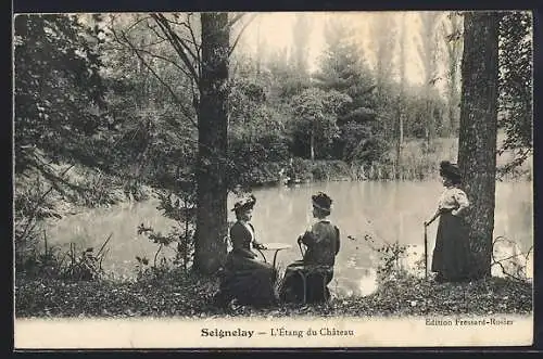 AK Seignelay, L`Étang du Château avec dames en tenue d`époque