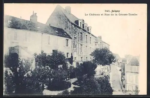 AK Joigny, Le Château et Rue de la Grosse-Tombe