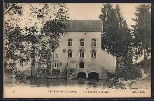 AK Vermenton /Yonne, Les Grands Moulins