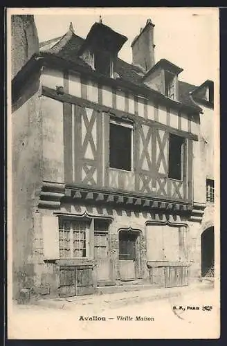 AK Avallon, Vieille Maison