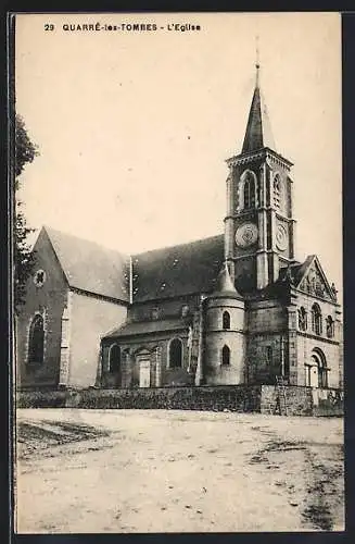 AK Quarré-les-Tombes, L`Église majestueuse au coeur du village