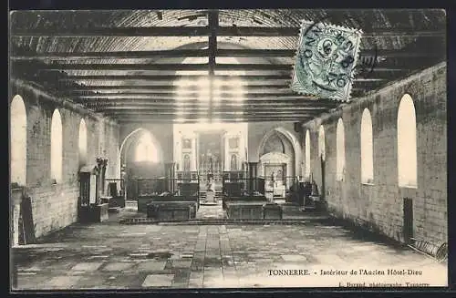 AK Tonnerre, Intérieur de l`Ancien Hôtel-Dieu