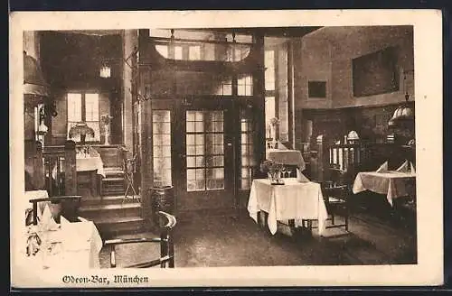 AK München, Cafe-Bar Odeon, Briennerstrasse 4-6, Innenansicht