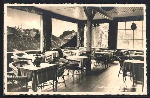 Foto-AK Oberstdorf /Allgäu, Hotel-Pension Rubihaus, Frühstückslaube, Innenansicht