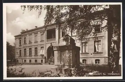 AK Dippoldiswalde i. Sa., Blick auf die Müllerschule