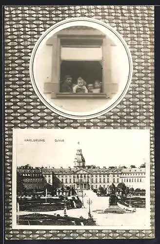 AK Karlsruhe, Schloss, Familie am Fenster