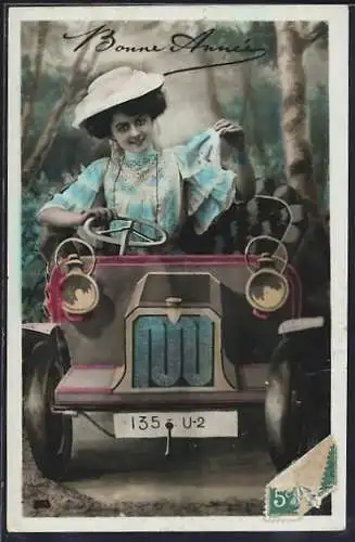 AK Dame in einem Auto