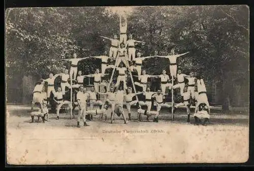 AK Zürich, Deutsche Turnerschaft bildet eine Pyramide