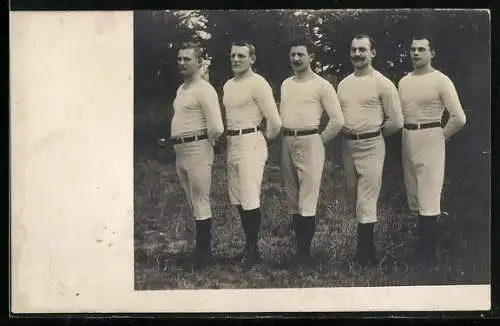 Foto-AK Turner in weissen Trikots