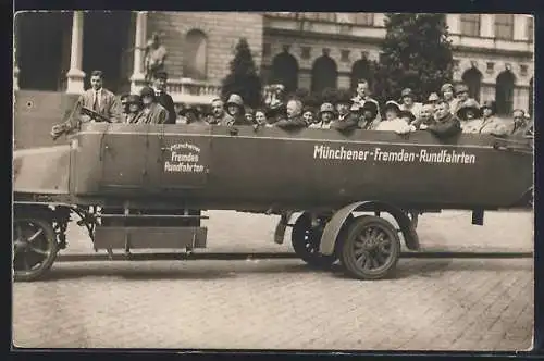 Foto-AK Autobus der Münchener-Fremden-Rundfahrten
