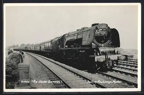 AK The Ulster Express, englische Eisenbahn