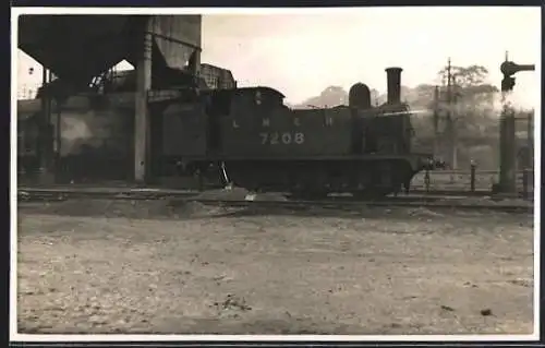 Foto-AK Dampflokomotive No. 7208 LNER, englische Eisenbahn