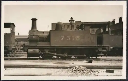 Foto-AK Dampflokomotive No. 7513, englische Eisenbahn