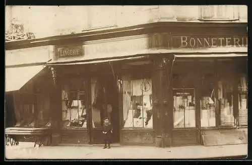 Foto-AK Geschäft Bonneterie, Lingerie